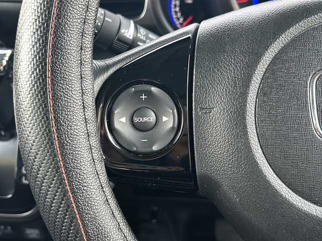 ホンダ Ｎ ＢＯＸ モデューロ X G 埼玉県 2016(平28)年 8.2万km プレミアムホワイトパールⅡ (株)IDOMが運営する【じしゃロン熊谷店】の自社ローン専用車両になりますこちらは現金またはオートローンご利用時の価格です。自社ローンご希望の方は別途その旨お申付け下さい/社外ナビ　CN-RE04D/（フルセグTV/Bluetooth/CD/DVD/AM/FM）/ETC/ドライブレコーダー/両側パワースライドドア/純正フロアマット/ロールサンシェード/ウインカーミラー/フォグランプ/ステアリングリモコン/スマートキースペア×１/プッシュスタート/車両・ナビ取扱説明書