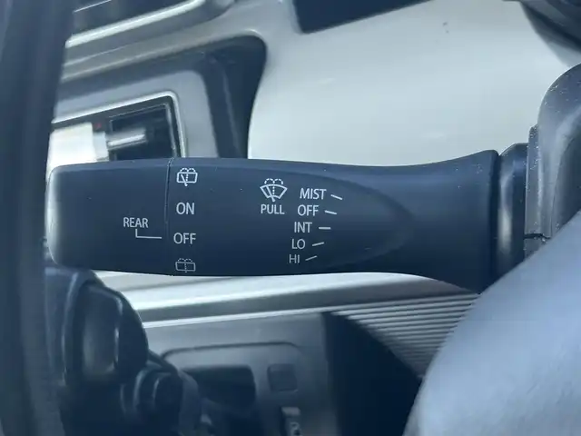 スズキ スペーシア HYBRID X 大阪府 2018(平30)年 0.8万km ピュアホワイトP 8インチナビ　/フルセグ　/Bluetooth　/両側パワースライドドア　/シートヒーター　/LEDヘッドライト　/オートライト　/アイドリングストップ　/スマートキー　/フロアーマット　