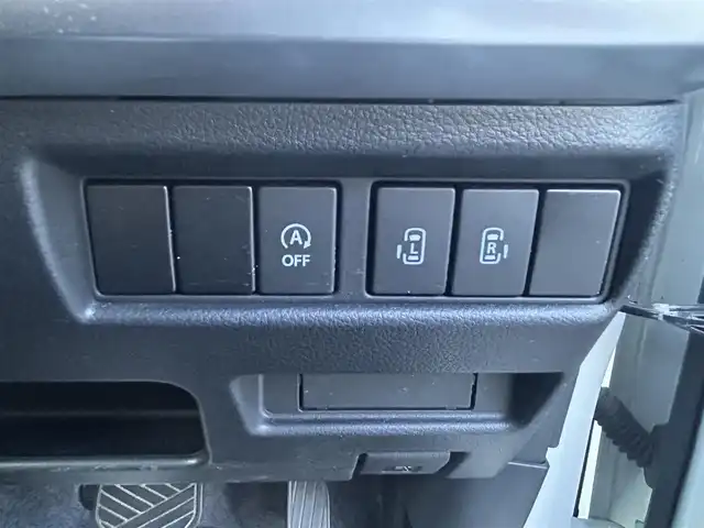 スズキ スペーシア HYBRID X 大阪府 2018(平30)年 0.8万km ピュアホワイトP 8インチナビ　/フルセグ　/Bluetooth　/両側パワースライドドア　/シートヒーター　/LEDヘッドライト　/オートライト　/アイドリングストップ　/スマートキー　/フロアーマット　
