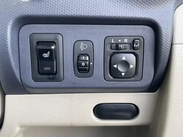 日産 オッティ S FOUR 青森県 2012(平24)年 6万km ホワイト 4WD/ワンオーナー/純正メモリナビ/・AM/FM/CD/DVD/BT/ベンチシート/シートヒーター/D/N席カップホルダー/電格ミラー/冬タイヤ積み込み有/スペアキー/保証書/取扱説明書