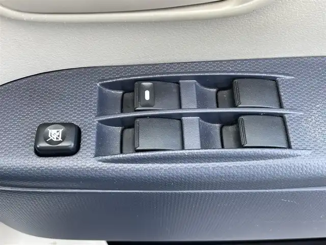 日産 オッティ S FOUR 青森県 2012(平24)年 6万km ホワイト 4WD/ワンオーナー/純正メモリナビ/・AM/FM/CD/DVD/BT/ベンチシート/シートヒーター/D/N席カップホルダー/電格ミラー/冬タイヤ積み込み有/スペアキー/保証書/取扱説明書