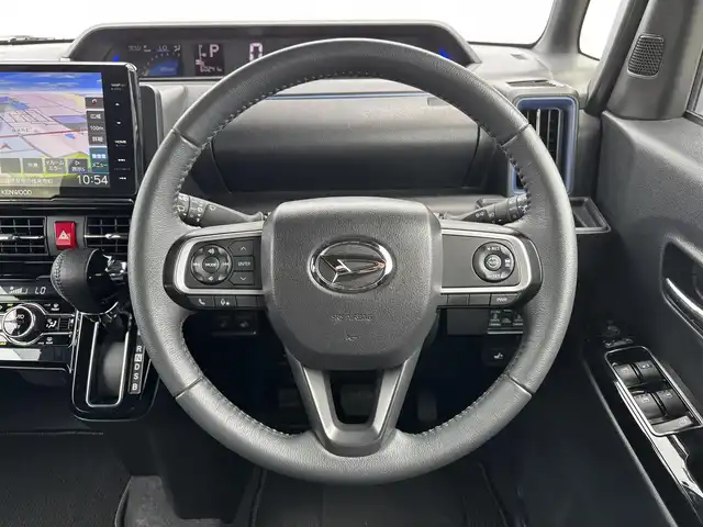 ダイハツ タント カスタム RS 滋賀県 2021(令3)年 6.1万km パールブラック KENWOOD9インチナビ/(Bluetooth/フルセグ/CD/DVD/HDMI)/スマートアシスト/・衝突軽減ブレーキ/・アダプティブクルーズコントロール/・レーンキープアシスト/・先行車発進告知/・標識認識/・Autoハイビーム/LEDオートライト/フォグ/両側電動スライドドア/ハーフレザーシート/シートヒーター/ドラレコ付きデジタルインナーミラー/バックカメラ/電動格納ミラー/ビルトインETC/ドアバイザー/スペアキー