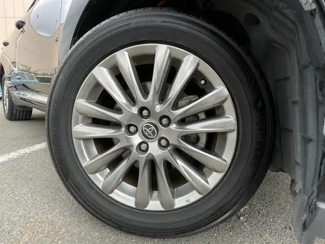 トヨタ ハリアー プレミアム 東京都 2017(平29)年 7.1万km ブラック 後期型　/サンルーフ　/純正９型ナビ　/電動リアゲート　/追従クルコン　/ハーフレザー　/前後ドラレコ　/ビルトインＥＴＣ　/シーケンシャルウィンカー　/ＬＥＤヘッド　/電動パーキング　/フルセグＴＶ　/Ｂｌｕｅｔｏｏｔｈ