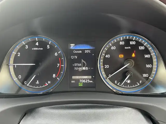 トヨタ ハリアー プレミアム 東京都 2017(平29)年 7.1万km ブラック 後期型　/サンルーフ　/純正９型ナビ　/電動リアゲート　/追従クルコン　/ハーフレザー　/前後ドラレコ　/ビルトインＥＴＣ　/シーケンシャルウィンカー　/ＬＥＤヘッド　/電動パーキング　/フルセグＴＶ　/Ｂｌｕｅｔｏｏｔｈ