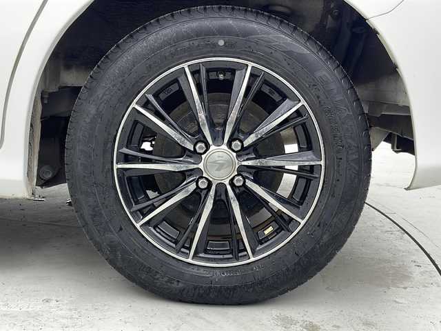 ホンダ フリード G ジャストセレクション 宮城県 2014(平26)年 3.2万km ホワイトオーキッドパール 禁煙車/純正7型インターナビ/・BT.CD.DVD.SD/・ワンセグTV/バックカメラ/片側パワースライドドア/ビルトインETC/ドライブレコーダー（FR）/ステアリングスイッチ/スマートキー/横滑り防止/アイドリングストップ/純正フロアマット/純正ドアバイザー/社外15インチAW/３列シート/オートライト/オートエアコン