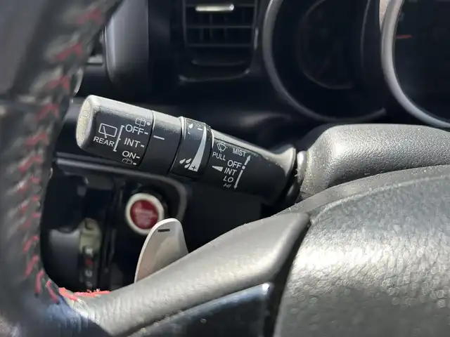 ホンダ Ｎ ＢＯＸ カスタム ターボ SSパッケージ 福岡県 2016(平28)年 12.6万km プレミアムホワイトパールⅡ プッシュスタートボタン/スマートキー/クルーズコントロール/HDDナビ/Bluetoothオーディオ/フルセグTV/バックカメラ/ビルトインETC/純正フロアマット/ハーフレザーシート/運転席・助手席シートヒーター/純正アルミホイール/LEDヘッドライト