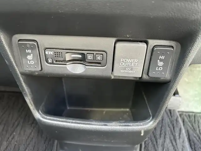 ホンダ Ｎ ＢＯＸ カスタム ターボ SSパッケージ 福岡県 2016(平28)年 12.6万km プレミアムホワイトパールⅡ プッシュスタートボタン/スマートキー/クルーズコントロール/HDDナビ/Bluetoothオーディオ/フルセグTV/バックカメラ/ビルトインETC/純正フロアマット/ハーフレザーシート/運転席・助手席シートヒーター/純正アルミホイール/LEDヘッドライト