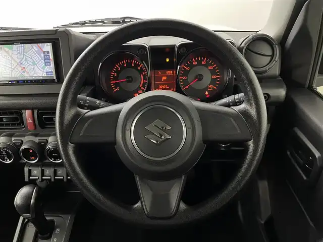 スズキ ジムニー XL 道央・札幌 2020(令2)年 3.9万km スペリアホワイト ・４WD/・ケンウッド７V型メモリーナビ（MDV-L407）/　CD/DVD/SD/USB/ワンセグTV/・バックカメラ/・横滑り防止装置/・ABS/・ダウンヒルアシストコントロール/・D+N席シートヒーター/・フロントフォグランプ/・ヘッドランプレベライザー/・純正フロアマット/・プッシュスタート/・スマートキー