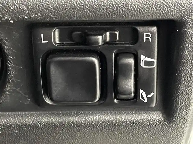 スズキ ジムニー XL 道央・札幌 2020(令2)年 3.9万km スペリアホワイト ・４WD/・ケンウッド７V型メモリーナビ（MDV-L407）/　CD/DVD/SD/USB/ワンセグTV/・バックカメラ/・横滑り防止装置/・ABS/・ダウンヒルアシストコントロール/・D+N席シートヒーター/・フロントフォグランプ/・ヘッドランプレベライザー/・純正フロアマット/・プッシュスタート/・スマートキー