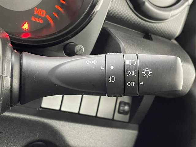 スズキ ジムニー XL 道央・札幌 2020(令2)年 3.9万km スペリアホワイト ・４WD/・ケンウッド７V型メモリーナビ（MDV-L407）/　CD/DVD/SD/USB/ワンセグTV/・バックカメラ/・横滑り防止装置/・ABS/・ダウンヒルアシストコントロール/・D+N席シートヒーター/・フロントフォグランプ/・ヘッドランプレベライザー/・純正フロアマット/・プッシュスタート/・スマートキー