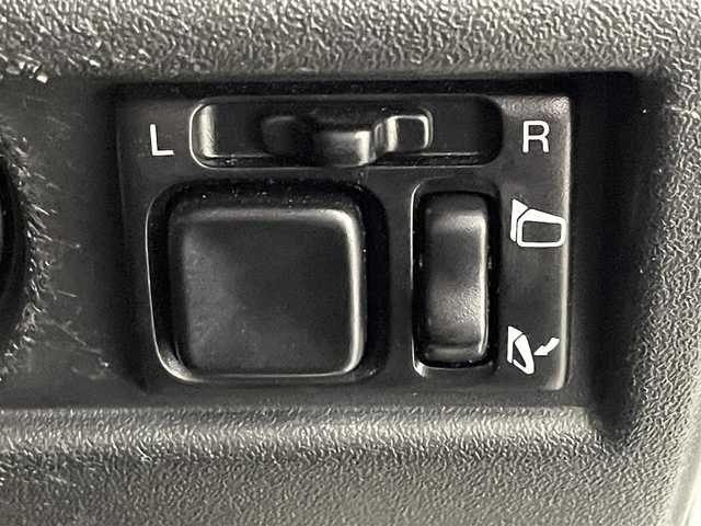 スズキ ジムニー XL 道央・札幌 2020(令2)年 3.9万km スペリアホワイト ・４WD/・ケンウッド７V型メモリーナビ（MDV-L407）/　CD/DVD/SD/USB/ワンセグTV/・バックカメラ/・横滑り防止装置/・ABS/・ダウンヒルアシストコントロール/・D+N席シートヒーター/・フロントフォグランプ/・ヘッドランプレベライザー/・純正フロアマット/・プッシュスタート/・スマートキー