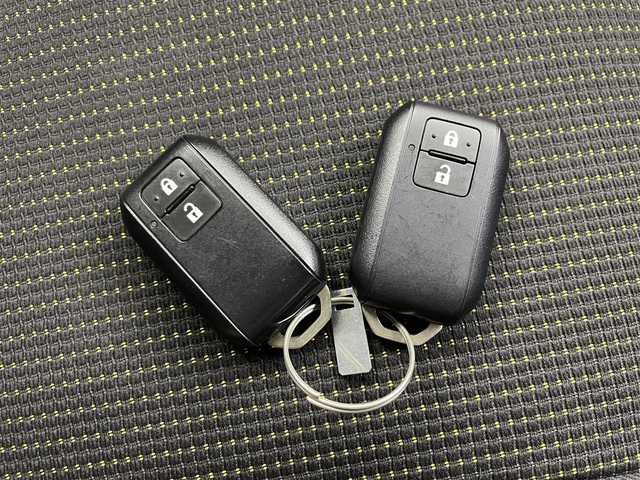 スズキ ジムニー XL 道央・札幌 2020(令2)年 3.9万km スペリアホワイト ・４WD/・ケンウッド７V型メモリーナビ（MDV-L407）/　CD/DVD/SD/USB/ワンセグTV/・バックカメラ/・横滑り防止装置/・ABS/・ダウンヒルアシストコントロール/・D+N席シートヒーター/・フロントフォグランプ/・ヘッドランプレベライザー/・純正フロアマット/・プッシュスタート/・スマートキー