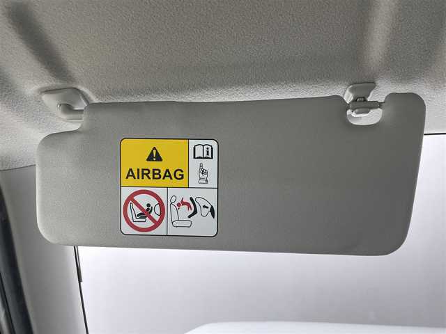 スズキ ジムニー XL 道央・札幌 2020(令2)年 3.9万km スペリアホワイト ・４WD/・ケンウッド７V型メモリーナビ（MDV-L407）/　CD/DVD/SD/USB/ワンセグTV/・バックカメラ/・横滑り防止装置/・ABS/・ダウンヒルアシストコントロール/・D+N席シートヒーター/・フロントフォグランプ/・ヘッドランプレベライザー/・純正フロアマット/・プッシュスタート/・スマートキー