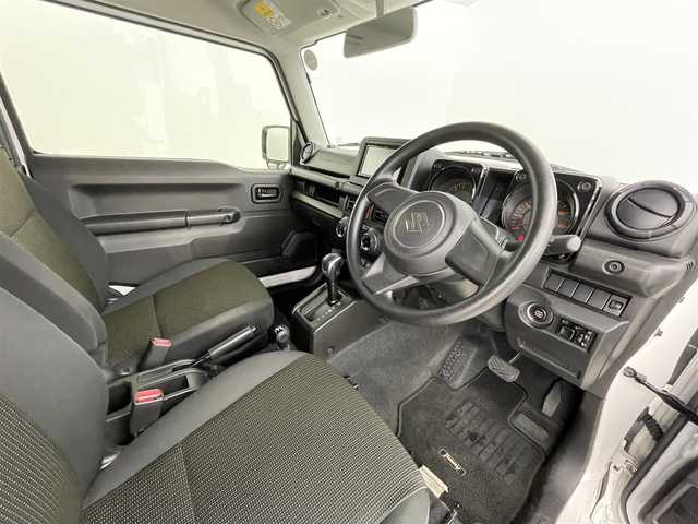 スズキ ジムニー XL 道央・札幌 2020(令2)年 3.9万km スペリアホワイト ・４WD/・ケンウッド７V型メモリーナビ（MDV-L407）/　CD/DVD/SD/USB/ワンセグTV/・バックカメラ/・横滑り防止装置/・ABS/・ダウンヒルアシストコントロール/・D+N席シートヒーター/・フロントフォグランプ/・ヘッドランプレベライザー/・純正フロアマット/・プッシュスタート/・スマートキー