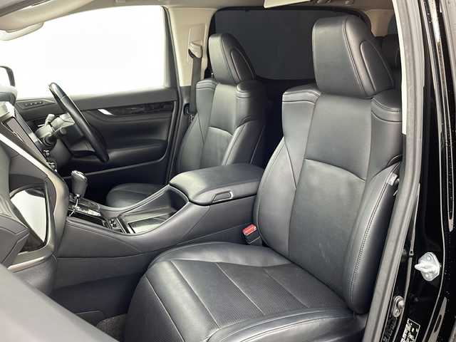 トヨタ ヴェルファイア Z Gエディション 兵庫県 2018(平30)年 7.4万km ブラック ・純正ナビ/Bluetooth/CD/DVD/USB/TV/・パノラミックビューモニター/・トヨタセーフティセンス/・プリクラッシュセーフティ/・レーントレーシングアシスト/・レーダクルーズコントロール/・ロードサインアシスト/・オートマチックハイビーム/・先行者発進告知機能/・ブラインドスポットモニター/・リヤクロストラフィックアラート/・インテリジェントクリアランスソナー/・ドライブスタートコントロール/・HDIM/・電子パーキングブレーキ/・オートホールドブレーキ/・革巻きステアリング/・ステアリングスイッチ/・ステアリングヒーター/・両側パワースライドドア/・パワーバックドア/・MTモード付AT/・フリップダウンモニター/・デジタルインナーミラー/・革シート/・前席パワーシート（運転席メモリ付き）/・前席シートヒーター/・前席エアシート/・純正フロアマット/・JBLプレミアムサウンド/・純正18インチアルミホイールタイヤ/・三眼LEDヘッドライト/・プッシュスタートボタン/・スマートキー/・ナノイー機能