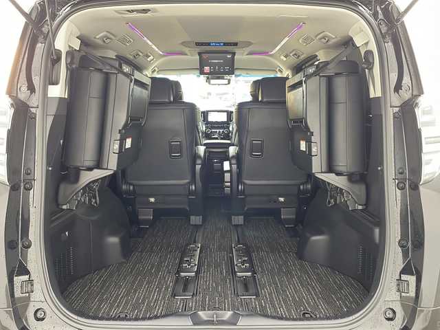 トヨタ ヴェルファイア Z Gエディション 兵庫県 2018(平30)年 7.4万km ブラック ・純正ナビ/Bluetooth/CD/DVD/USB/TV/・パノラミックビューモニター/・トヨタセーフティセンス/・プリクラッシュセーフティ/・レーントレーシングアシスト/・レーダクルーズコントロール/・ロードサインアシスト/・オートマチックハイビーム/・先行者発進告知機能/・ブラインドスポットモニター/・リヤクロストラフィックアラート/・インテリジェントクリアランスソナー/・ドライブスタートコントロール/・HDIM/・電子パーキングブレーキ/・オートホールドブレーキ/・革巻きステアリング/・ステアリングスイッチ/・ステアリングヒーター/・両側パワースライドドア/・パワーバックドア/・MTモード付AT/・フリップダウンモニター/・デジタルインナーミラー/・革シート/・前席パワーシート（運転席メモリ付き）/・前席シートヒーター/・前席エアシート/・純正フロアマット/・JBLプレミアムサウンド/・純正18インチアルミホイールタイヤ/・三眼LEDヘッドライト/・プッシュスタートボタン/・スマートキー/・ナノイー機能