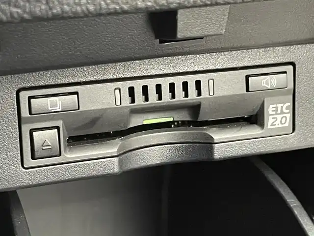 トヨタ ヴェルファイア Z Aエディション 群馬県 2017(平29)年 5.3万km ブラック フリップダウンモニター　純正９インチナビ　両側パワースライドドア　ＬＥＤ　オットマン　純正１８インチアルミホイール　ステアリングリモコン　ＥＴＣ２．０　スマートキー　プッシュスタート　禁煙￥