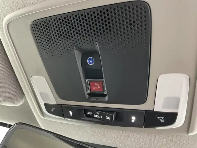 ホンダ ヴェゼル ハイブリッド e:HEV Z 富山県 2025(令7)年 0.1千km クリスタルブラックパール 登録済未使用車/ワンオーナー/４WD/純正9型ナビ/（BT/AM/FM/CD/DVD/Apple Car Play/Android Auto/USB)/フルセグTV/バックカメラ/衝突軽減ブレーキ/ヒルディセントコントロール/アダプティブクルーズコントロール/レーンキープアシスト/ブラインドスポットモニター/コーナーセンサー/電動リアゲート/置くだけ充電（ワイヤレス）/シートヒーター/ステアリングヒーター/ETC/パドルシフト/スマートキー×2/プッシュスタート/ドアバイザー/説明書／保証書