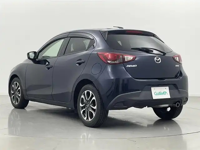 マツダ デミオ XD ツーリング Lパッケージ 熊本県 2015(平27)年 6.3万km ディープクリスタルブルーマイカ 純正ナビ/Bluetooth/ハーフレザーシート/衝突軽減ブレーキ/オートクルーズコントロール/ETC/アイドリングストップ/横滑り防止/純正フロアマット/純正16インチAW/パドルシフト/オートライト/LEDヘッドライト/フォグライト/スマートキー/プッシュスタート/スペアキー1本