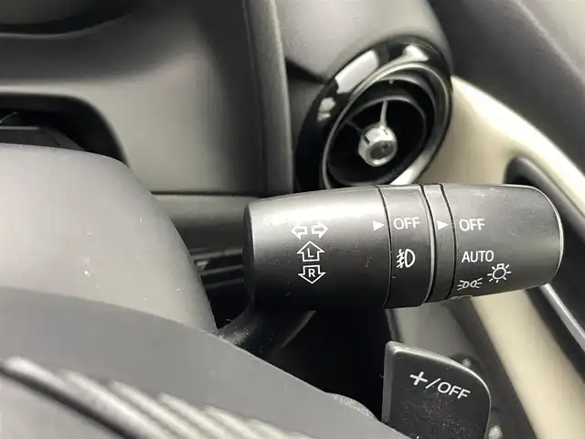 マツダ デミオ XD ツーリング Lパッケージ 熊本県 2015(平27)年 6.3万km ディープクリスタルブルーマイカ 純正ナビ/Bluetooth/ハーフレザーシート/衝突軽減ブレーキ/オートクルーズコントロール/ETC/アイドリングストップ/横滑り防止/純正フロアマット/純正16インチAW/パドルシフト/オートライト/LEDヘッドライト/フォグライト/スマートキー/プッシュスタート/スペアキー1本