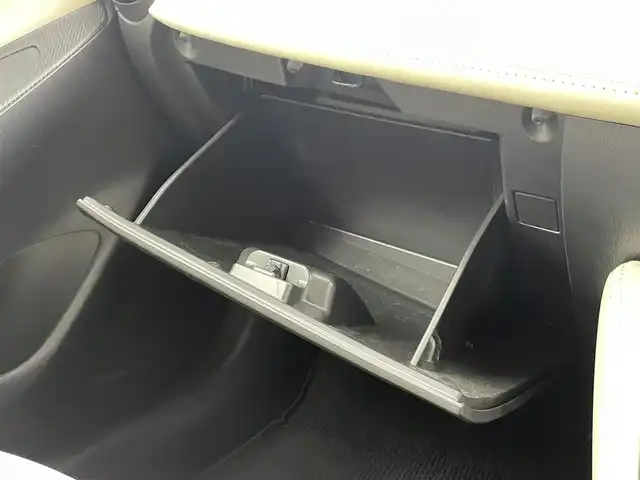 マツダ デミオ XD ツーリング Lパッケージ 熊本県 2015(平27)年 6.3万km ディープクリスタルブルーマイカ 純正ナビ/Bluetooth/ハーフレザーシート/衝突軽減ブレーキ/オートクルーズコントロール/ETC/アイドリングストップ/横滑り防止/純正フロアマット/純正16インチAW/パドルシフト/オートライト/LEDヘッドライト/フォグライト/スマートキー/プッシュスタート/スペアキー1本