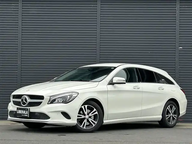 メルセデス・ベンツ ＣＬＡ１８０ Sブレイク 茨城県 2017(平29)年 1.8万km カルサイトホワイト Bカメラ/ACC/衝突軽減システム/LKA/BSA/ETC/半革シート/シートヒーター/LEDヘッドライト/純正ナビ/フルセグTV/電動リアゲート/BT/USB/CD/DVD/レーダーセーフティパッケージ