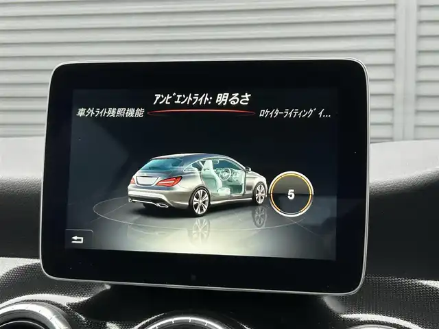 メルセデス・ベンツ ＣＬＡ１８０ Sブレイク 茨城県 2017(平29)年 1.8万km カルサイトホワイト Bカメラ/ACC/衝突軽減システム/LKA/BSA/ETC/半革シート/シートヒーター/LEDヘッドライト/純正ナビ/フルセグTV/電動リアゲート/BT/USB/CD/DVD/レーダーセーフティパッケージ