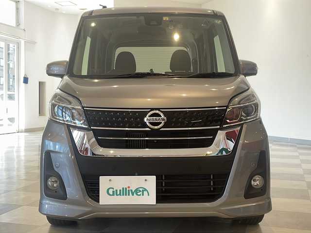 日産 デイズ ルークス ハイウェイスター Gターボ 福井県 2020(令2)年 5.6万km チタニウムグレーメタリック 純正ナビ/（FM/AM/TV/AUX)/安全装備/・衝突被害軽減システム/・横滑り防止装置/・レーンキープアシスト/アイドリングストップ/スマートキー/全方位カメラ/フルセグテレビ/ドライブレコーダー/ベンチシート/純正フロアマット/両側パワースライド/純正アルミホイール/コーナーセンサー/LEDライト/オートマチックハイビーム/プッシュスタート/ドアバイザー