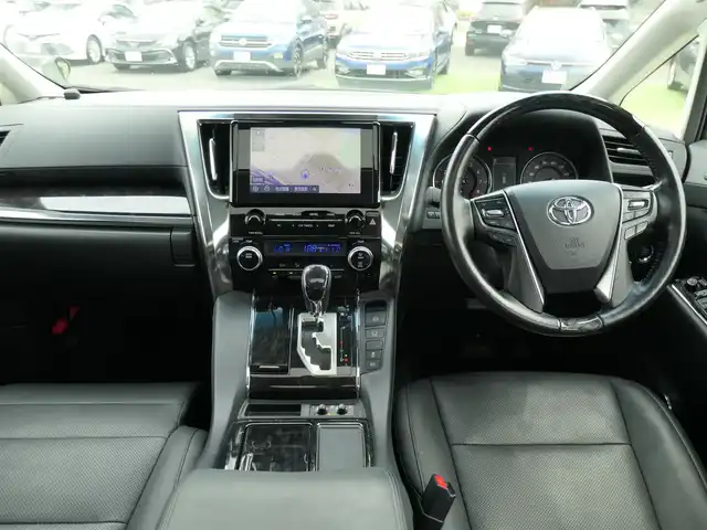 トヨタ アルファード S Cパッケージ 千葉県 2021(令3)年 2.7万km ブラック Toyota Safety Sense/・プリクラッシュセーフティ/・レーンディパーチャーアラート/・オートハイビーム/・レーダークルーズコントロール/ムーンルーフ/パワーバックドア/両側パワースライドドア/純正コネクティッドナビ/地デジTV/【DVD/CD再生機能　Bluetooth接続】/バックカメラ/ドライブレコーダー/革巻きステアリング/ステアリングスイッチ/ETC（2.0）/LEDヘッドライト/フォグライト/ウインカーミラー/純正18インチアルミホイル/サイド/カーテンエアバッグ/スマートキー