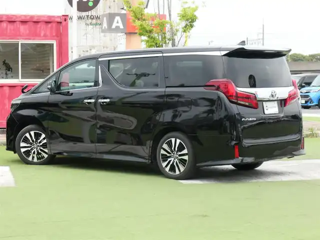 トヨタ アルファード S Cパッケージ 千葉県 2021(令3)年 2.7万km ブラック Toyota Safety Sense/・プリクラッシュセーフティ/・レーンディパーチャーアラート/・オートハイビーム/・レーダークルーズコントロール/ムーンルーフ/パワーバックドア/両側パワースライドドア/純正コネクティッドナビ/地デジTV/【DVD/CD再生機能　Bluetooth接続】/バックカメラ/ドライブレコーダー/革巻きステアリング/ステアリングスイッチ/ETC（2.0）/LEDヘッドライト/フォグライト/ウインカーミラー/純正18インチアルミホイル/サイド/カーテンエアバッグ/スマートキー