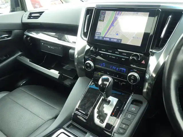 トヨタ アルファード S Cパッケージ 千葉県 2021(令3)年 2.7万km ブラック Toyota Safety Sense/・プリクラッシュセーフティ/・レーンディパーチャーアラート/・オートハイビーム/・レーダークルーズコントロール/ムーンルーフ/パワーバックドア/両側パワースライドドア/純正コネクティッドナビ/地デジTV/【DVD/CD再生機能　Bluetooth接続】/バックカメラ/ドライブレコーダー/革巻きステアリング/ステアリングスイッチ/ETC（2.0）/LEDヘッドライト/フォグライト/ウインカーミラー/純正18インチアルミホイル/サイド/カーテンエアバッグ/スマートキー