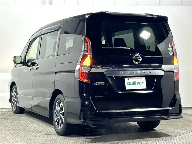 日産 セレナ ハイウェイスター V 大阪府 2020(令2)年 5.3万km ダイヤモンドブラック １０ｉｎｃナビ　後席モニター　プロパイロット　衝突軽減ブレーキ　アラウンドビューモニター　両側電動ドア　ＥＴＣ　ドラレコ　コーナーセンサー　リアオートエアコン　プッシュスタート　ＢＳＭ　オートホールド