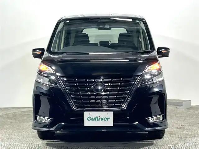 日産 セレナ ハイウェイスター V 大阪府 2020(令2)年 5.3万km ダイヤモンドブラック １０ｉｎｃナビ　後席モニター　プロパイロット　衝突軽減ブレーキ　アラウンドビューモニター　両側電動ドア　ＥＴＣ　ドラレコ　コーナーセンサー　リアオートエアコン　プッシュスタート　ＢＳＭ　オートホールド