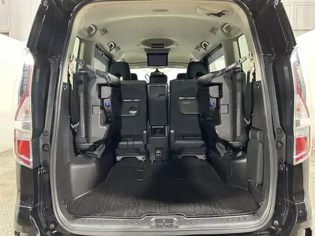日産 セレナ ハイウェイスター V 大阪府 2020(令2)年 5.3万km ダイヤモンドブラック １０ｉｎｃナビ　後席モニター　プロパイロット　衝突軽減ブレーキ　アラウンドビューモニター　両側電動ドア　ＥＴＣ　ドラレコ　コーナーセンサー　リアオートエアコン　プッシュスタート　ＢＳＭ　オートホールド