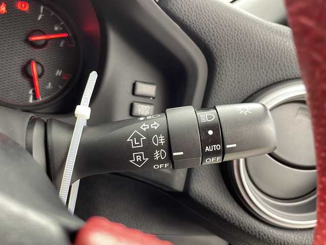 トヨタ ８６ GT リミテッド 千葉県 2015(平27)年 4.4万km ダークグレーメタリック 禁煙車　/モデリスタエアロ　/社外ディスプレイオーディオ　/ＡＭ　ＦＭ　ＣＤ　ＤＶＤ　ＢＴ　/６速ＭＴ　/シートヒーター　/バックカメラ　/クルーズコントロール　/ＴＯＭｓマフラー　/ＥＴＣ　/ハーフレザーシート　/ＨＩＤヘッドライト/フォグランプ/プッシュスタート/スマートキー