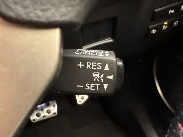 レクサス ＮＸ 300h Fスポーツ 兵庫県 2015(平27)年 7.2万km レッドマイカクリスタルシャイン 純正ナビ/フルセグTV CD DVD BT MSV USB AUX/マークレビンソン/プリクラッシュセーフティー/パノラミックビューモニター/BSM/クリアランスソナー/レーダークルーズコントロール/パワーバックドア/レザーシート/シートヒーター/ベンチレーション/パワーシート/LEDヘッドライト/LEDフォグライト/オートライト/電子パーキング/HOLD/ステアリングヒーター/スマートキー