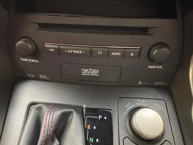 レクサス ＮＸ 300h Fスポーツ 兵庫県 2015(平27)年 7.2万km レッドマイカクリスタルシャイン 純正ナビ/フルセグTV CD DVD BT MSV USB AUX/マークレビンソン/プリクラッシュセーフティー/パノラミックビューモニター/BSM/クリアランスソナー/レーダークルーズコントロール/パワーバックドア/レザーシート/シートヒーター/ベンチレーション/パワーシート/LEDヘッドライト/LEDフォグライト/オートライト/電子パーキング/HOLD/ステアリングヒーター/スマートキー