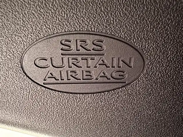 レクサス ＮＸ 300h Fスポーツ 兵庫県 2015(平27)年 7.2万km レッドマイカクリスタルシャイン 純正ナビ/フルセグTV CD DVD BT MSV USB AUX/マークレビンソン/プリクラッシュセーフティー/パノラミックビューモニター/BSM/クリアランスソナー/レーダークルーズコントロール/パワーバックドア/レザーシート/シートヒーター/ベンチレーション/パワーシート/LEDヘッドライト/LEDフォグライト/オートライト/電子パーキング/HOLD/ステアリングヒーター/スマートキー