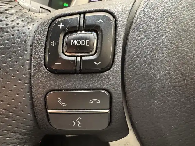 レクサス ＮＸ 300h Fスポーツ 兵庫県 2015(平27)年 7.2万km レッドマイカクリスタルシャイン 純正ナビ/フルセグTV CD DVD BT MSV USB AUX/マークレビンソン/プリクラッシュセーフティー/パノラミックビューモニター/BSM/クリアランスソナー/レーダークルーズコントロール/パワーバックドア/レザーシート/シートヒーター/ベンチレーション/パワーシート/LEDヘッドライト/LEDフォグライト/オートライト/電子パーキング/HOLD/ステアリングヒーター/スマートキー