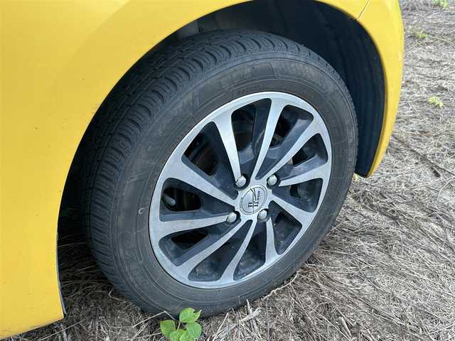 ホンダ Ｎ ＯＮＥ プレミアム 茨城県 2014(平26)年 14.8万km プレミアムイエローパールⅡ ・メモリナビ/・ワンセグテレビ/・ETC/・スペアキー/・ベンチシート/・プッシュスタート/・サマータイヤあり/・純正ホイールあり