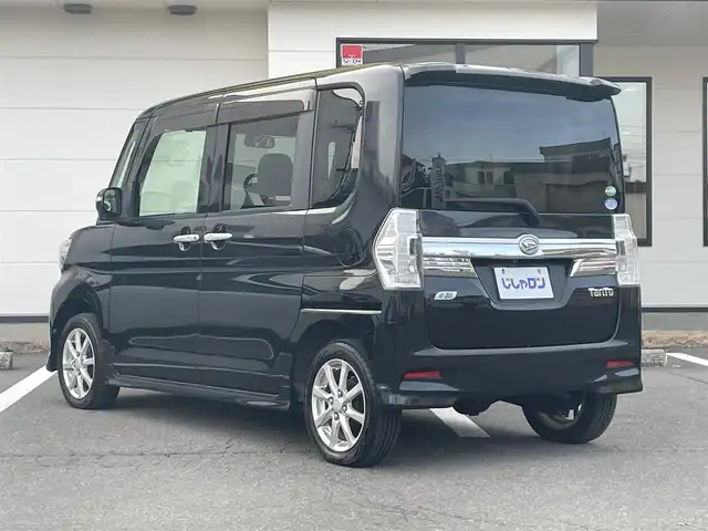 ダイハツ タント カスタム X SA 青森県 2014(平26)年 9.1万km ブラックマイカメタリック (株)IDOMが運営する【じしゃロン青森店】の自社ローン専用車両になりますこちらは現金、またはオートローンご利用時の価格です。自社ローンご希望の方は別途その旨お申付け下さい。/・4WD/・衝突軽減ブレーキ/・純正ナビ/・フルセグTV/・Bluetooth/・片側パワースライドドア/・スマートキー/・プッシュスタート/・LEDヘッドライト/・純正フォグ/・純正14AW