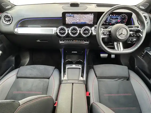 メルセデス・ベンツ Ｍ・ベンツ ＧＬＢ１８０ 福岡県 2024(令6)年 0.6万km コスモスブラック ワンオーナー/BURMESTWRプレミアムサウンド/パノラミックスライディングルーフ/レザーエクスクルーシブパッケージ/・黒色ハーフレザーシート/・メモリー付きパワーシート（D/N）/・シートヒーター（D/N）/・電動ランバーサポート（D/N）/パーキングパッケージ/・リアビューカメラ/・360°カメラシステム/・パーキングアシストパークトロニック/・アクティブパーキングアシスト/レーダーセーフティーパッケージ/・エレクトロニックトラクションサポート/・PRE-SAFEブレーキ/・ブラインドスポットアシスト/・アテンションアシスト/・レーンキープアシスト/・車間距離警報装置/純正10/3インチディスプレイオーディオ/　（AM/FM/Bluetooth/フルセグTV）/インテリジェンスドライブ/・ステアコントロールステアリングアシストシステム/・ホールド機能/・ヒルスタートアシスト/・スタートオフアシスト/・アダプティブブレーキライト/・クルーズコントロール/・トラフィックサインアシスト/・アダプティブダイビング/純正20インチAW/ルーフレール/パワーバックドア/純正前後ドライブレコーダー/ETC/パドルシフト