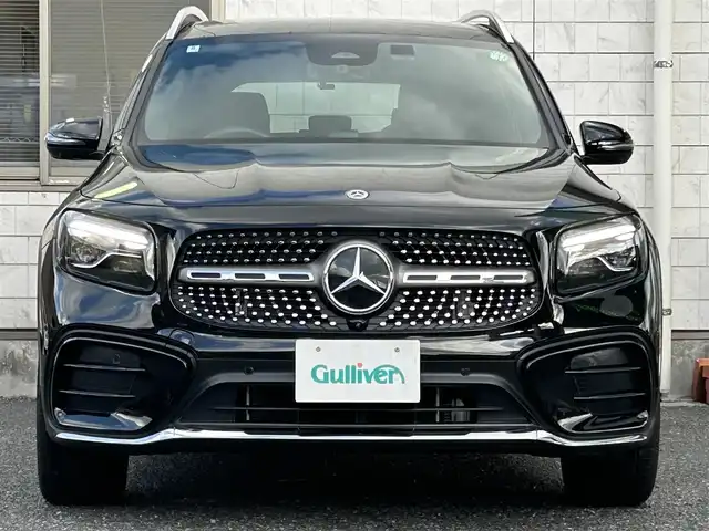 メルセデス・ベンツ Ｍ・ベンツ ＧＬＢ１８０ 福岡県 2024(令6)年 0.6万km コスモスブラック ワンオーナー/BURMESTWRプレミアムサウンド/パノラミックスライディングルーフ/レザーエクスクルーシブパッケージ/・黒色ハーフレザーシート/・メモリー付きパワーシート（D/N）/・シートヒーター（D/N）/・電動ランバーサポート（D/N）/パーキングパッケージ/・リアビューカメラ/・360°カメラシステム/・パーキングアシストパークトロニック/・アクティブパーキングアシスト/レーダーセーフティーパッケージ/・エレクトロニックトラクションサポート/・PRE-SAFEブレーキ/・ブラインドスポットアシスト/・アテンションアシスト/・レーンキープアシスト/・車間距離警報装置/純正10/3インチディスプレイオーディオ/　（AM/FM/Bluetooth/フルセグTV）/インテリジェンスドライブ/・ステアコントロールステアリングアシストシステム/・ホールド機能/・ヒルスタートアシスト/・スタートオフアシスト/・アダプティブブレーキライト/・クルーズコントロール/・トラフィックサインアシスト/・アダプティブダイビング/純正20インチAW/ルーフレール/パワーバックドア/純正前後ドライブレコーダー/ETC/パドルシフト