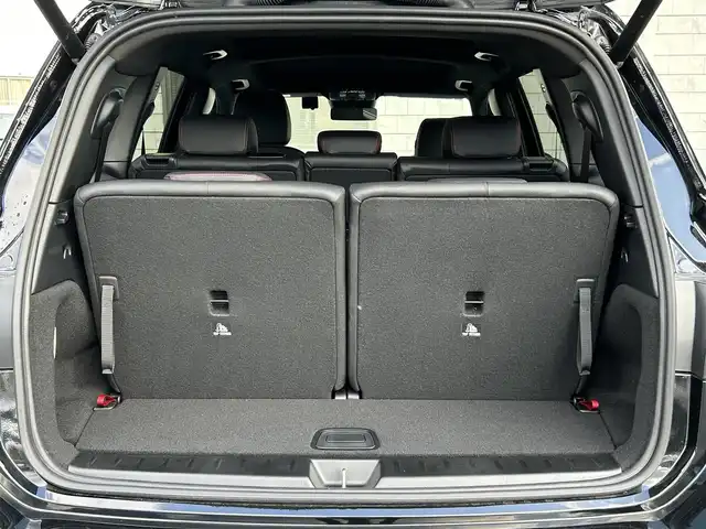 メルセデス・ベンツ Ｍ・ベンツ ＧＬＢ１８０ 福岡県 2024(令6)年 0.6万km コスモスブラック ワンオーナー/BURMESTWRプレミアムサウンド/パノラミックスライディングルーフ/レザーエクスクルーシブパッケージ/・黒色ハーフレザーシート/・メモリー付きパワーシート（D/N）/・シートヒーター（D/N）/・電動ランバーサポート（D/N）/パーキングパッケージ/・リアビューカメラ/・360°カメラシステム/・パーキングアシストパークトロニック/・アクティブパーキングアシスト/レーダーセーフティーパッケージ/・エレクトロニックトラクションサポート/・PRE-SAFEブレーキ/・ブラインドスポットアシスト/・アテンションアシスト/・レーンキープアシスト/・車間距離警報装置/純正10/3インチディスプレイオーディオ/　（AM/FM/Bluetooth/フルセグTV）/インテリジェンスドライブ/・ステアコントロールステアリングアシストシステム/・ホールド機能/・ヒルスタートアシスト/・スタートオフアシスト/・アダプティブブレーキライト/・クルーズコントロール/・トラフィックサインアシスト/・アダプティブダイビング/純正20インチAW/ルーフレール/パワーバックドア/純正前後ドライブレコーダー/ETC/パドルシフト