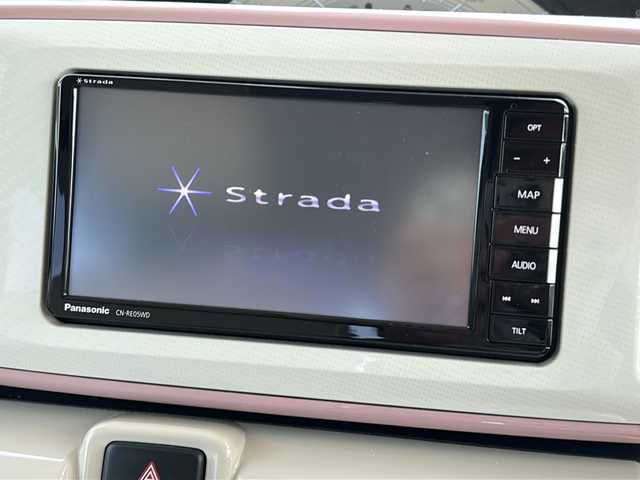 ダイハツ ムーヴ キャンバス X ホワイトアクセント リミテッド SAⅢ 愛知県 2019(令1)年 4.7万km ブルーミングピンクメタリック 社外SDナビ（strada CN-RE05WD）/Bluetooth/TV/CD/DVD/SD/バック/全周囲カメラ/両側パワースライドドア/ドライブレコーダー/オートライト/衝突軽減システム/横滑り防止装置/アイドリンクストップ/スペアキー1本/スマートキー