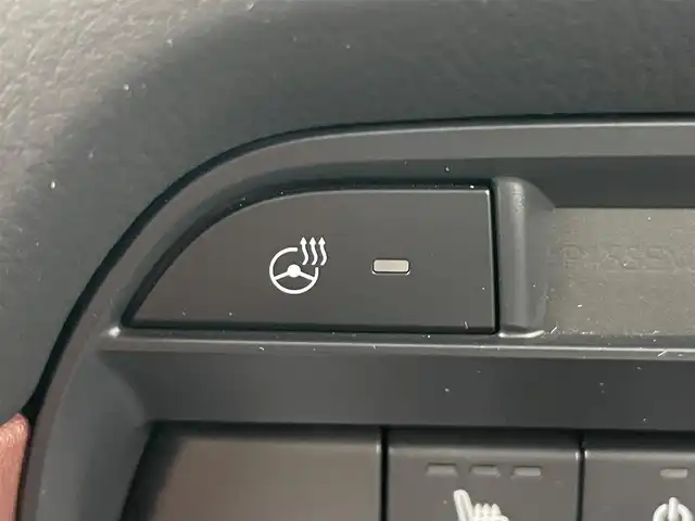 マツダ ＣＸ－８ XD エクスクルーシブモード 群馬県 2022(令4)年 1.3万km チタニウムフラッシュマイカ サンルーフ/＝＝＝＝＝/純正10.25インチマツダコネクトナビ/・AM/FM/USB/Bluetooth/フルセグTV/AppleCarPlay/AndroidAuto/360度ビューモニター/BOSEプレミアムサウンド/パワーバックドア/i-ACTIVSENSE/・スマートブレーキサポート/アドバンストスマートシティブレーキサポート/・AT誤発進/誤後進抑制機能/・レーンキープアシストシステム/車線逸脱警報システム/・ブラインドスポットモニタリング/・速度標識警報システム/・マツダレーダークルーズコントロール/・障害物センサー/ブラウン本革シート/=======/サンルーフ　１０．２５インチマツダコネクトナビ　ワイヤレス充電　３６０度ビューモニター　ＢＯＳＥサウンド　前席＋２列目パワーシート／シートヒータ／シートベンチレーション　パワーバックドア　ＥＴＣ　禁煙