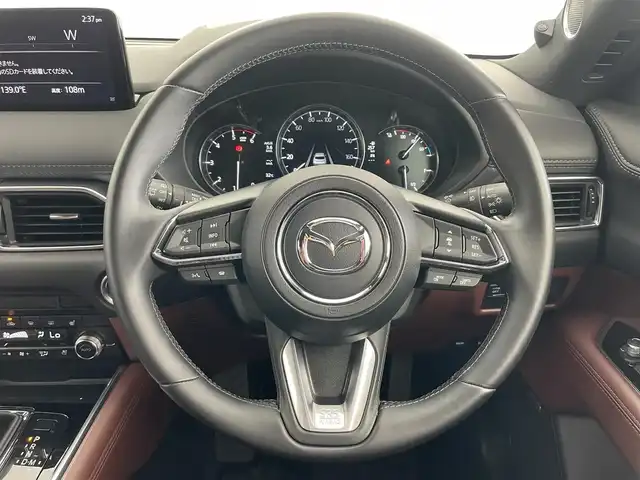 マツダ ＣＸ－８ XD エクスクルーシブモード 群馬県 2022(令4)年 1.3万km チタニウムフラッシュマイカ サンルーフ/＝＝＝＝＝/純正10.25インチマツダコネクトナビ/・AM/FM/USB/Bluetooth/フルセグTV/AppleCarPlay/AndroidAuto/360度ビューモニター/BOSEプレミアムサウンド/パワーバックドア/i-ACTIVSENSE/・スマートブレーキサポート/アドバンストスマートシティブレーキサポート/・AT誤発進/誤後進抑制機能/・レーンキープアシストシステム/車線逸脱警報システム/・ブラインドスポットモニタリング/・速度標識警報システム/・マツダレーダークルーズコントロール/・障害物センサー/ブラウン本革シート/=======/サンルーフ　１０．２５インチマツダコネクトナビ　ワイヤレス充電　３６０度ビューモニター　ＢＯＳＥサウンド　前席＋２列目パワーシート／シートヒータ／シートベンチレーション　パワーバックドア　ＥＴＣ　禁煙