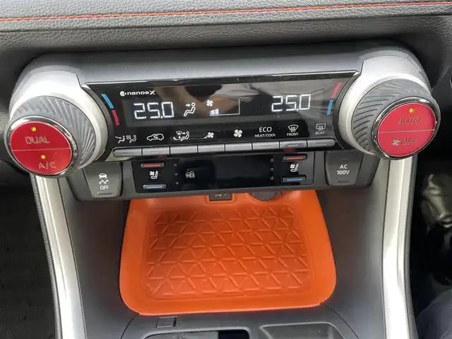 トヨタ ＲＡＶ４ ハイブリッド アドベンチャー 静岡県 2025(令7)年 0.4万km アーバンカーキ ●ワンオーナー/●純正10.5インチナビ/(フルセグ/Bluetooth)/●全方位カメラ/●JAOSフロントプロテクター/●JAOSピラープロテクター/●TRDマフラー/●モデリスタサイドステップ/●プリクラッシュセーフティ/●レーンキープアシスト/●レーダークルーズコントロール/●ブラインドスポットモニター/●前後クリアランスソナー/●電動パーキングブレーキ/●オートブレーキホールド/●電動リアゲート/●LEDヘッドライト/●フォグランプ/●オートライト/●オートマチックハイビーム/●革巻きステアリング/●ステアリングスイッチ/●ステアリングヒーター/●運転席パワーシート(シートメモリー付き)/●前席シートヒーター/●前後ドライブレコーダー/●デジタルインナーミラー/●ETC2.0/●純正フロアマット/●ドアバイザー/●トノカバー/●サンルーフ/●横滑り防止装置/●ISOFIX/●純正19インチアルミホイール/●W＋サイド＋カーテンSRS＋ABS/●保証書/●取扱説明書