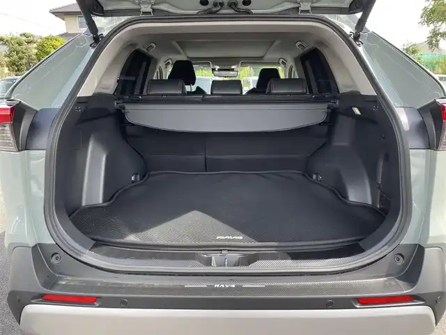 トヨタ ＲＡＶ４ ハイブリッド アドベンチャー 静岡県 2025(令7)年 0.4万km アーバンカーキ ●ワンオーナー/●純正10.5インチナビ/(フルセグ/Bluetooth)/●全方位カメラ/●JAOSフロントプロテクター/●JAOSピラープロテクター/●TRDマフラー/●モデリスタサイドステップ/●プリクラッシュセーフティ/●レーンキープアシスト/●レーダークルーズコントロール/●ブラインドスポットモニター/●前後クリアランスソナー/●電動パーキングブレーキ/●オートブレーキホールド/●電動リアゲート/●LEDヘッドライト/●フォグランプ/●オートライト/●オートマチックハイビーム/●革巻きステアリング/●ステアリングスイッチ/●ステアリングヒーター/●運転席パワーシート(シートメモリー付き)/●前席シートヒーター/●前後ドライブレコーダー/●デジタルインナーミラー/●ETC2.0/●純正フロアマット/●ドアバイザー/●トノカバー/●サンルーフ/●横滑り防止装置/●ISOFIX/●純正19インチアルミホイール/●W＋サイド＋カーテンSRS＋ABS/●保証書/●取扱説明書
