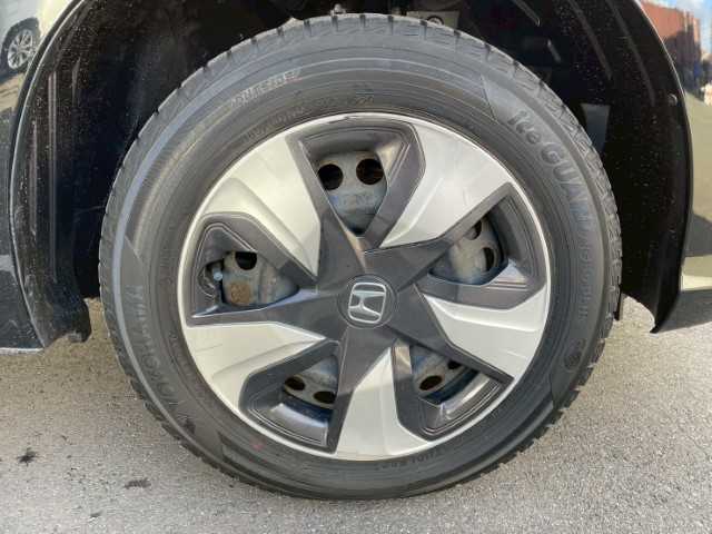 ホンダ フィット ハイブリット Fコンフォートエディション 岩手県 2018(平30)年 3.6万km クリスタルブラックパール 保証書　取説あり/ケンウッドSDナビ/フルセグ/DVD/BT/バックカメラ/ETC/スマートキー/前席シートヒーター